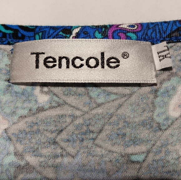 Tencole EUC Women's Vibrant Tunic, XL, Blue Green and Raspberry Peacock Pattern - Picture 2 of 7